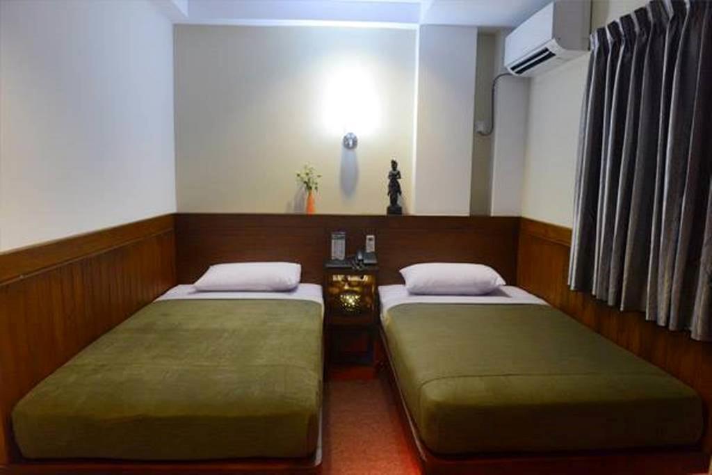 Green Paradise Hotel ヤンゴン 部屋 写真