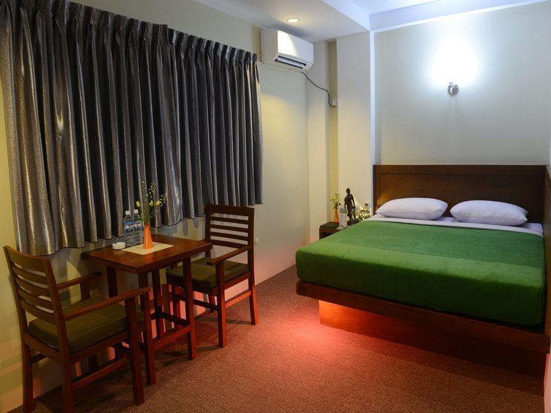 Green Paradise Hotel ヤンゴン エクステリア 写真