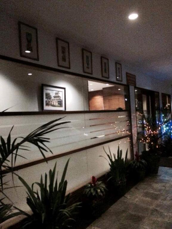 Green Paradise Hotel ヤンゴン エクステリア 写真